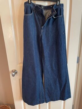 Banana Republic High-Rise Wide Leg Jeans in Dark Blue